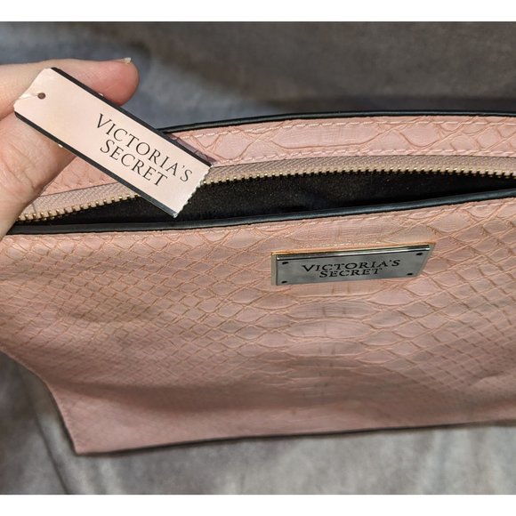 Victoria's Secret Pink Snake Skin Bag - Picture 2 of 6